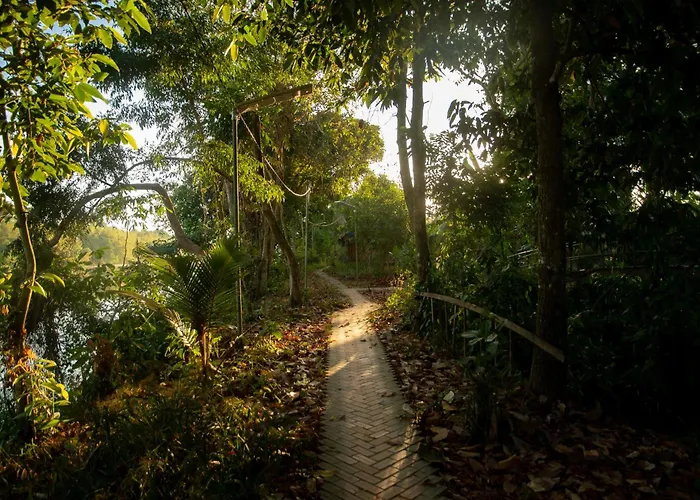 Nui Tuong Village Stay