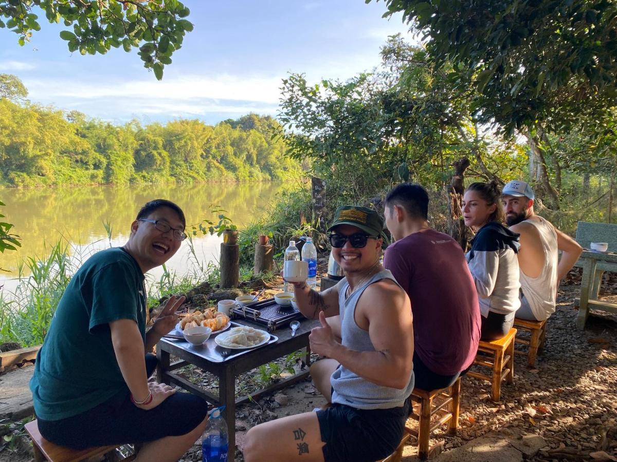 Nhà ở miền quê Nui Tuong Village *